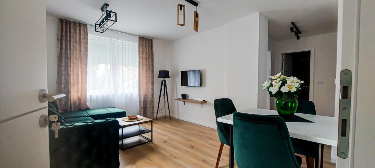 La Casa Apartments Jagodina Esterno foto